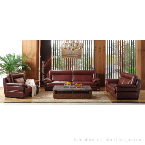 Classic leather Chesterfield Sofa